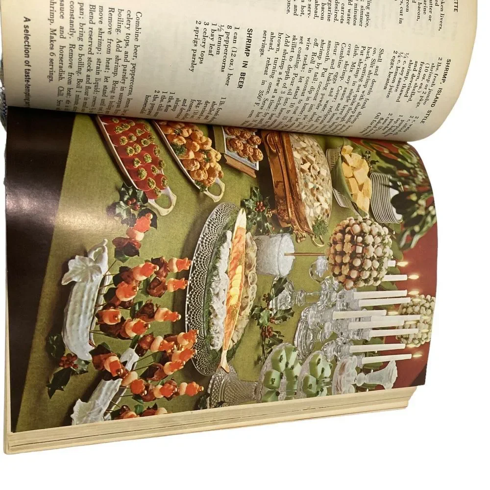 Vintage 1966 American‎ Home All-Purpose Cookbook Hard Cover First Edition